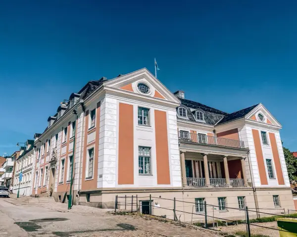 Karlskrona: Kulinarny przewodnik. Gdzie jeść, by nie zbankrutować?