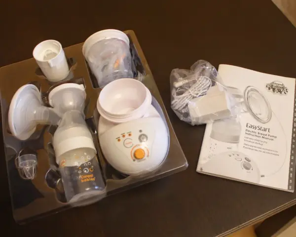 Zestaw laktatora elektrycznego Canpol babies Easystart w opakowaniu, gotowy do użycia.