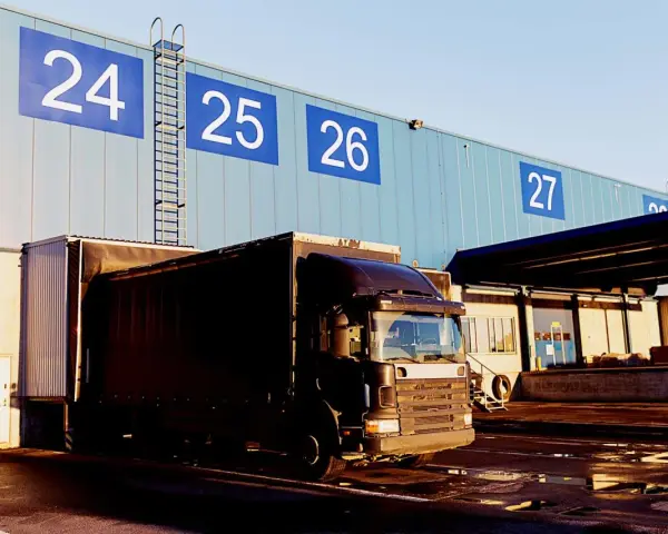 Stawka za kilometr busa 3.5t: Jak wycenić transport i nie stracić?