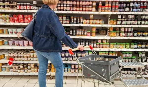 15 sierpnia: Dzień wolny od pracy? Sprawdź prawa i zakupy