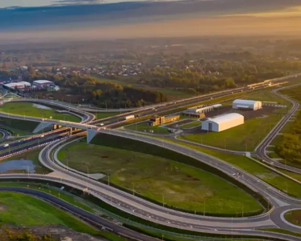 Ile km autostrad jest w Polsce? Zaskakujące dane i plany rozwoju