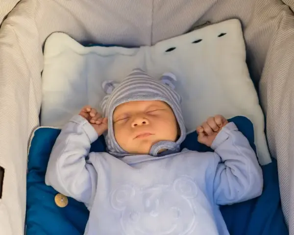 Czy z 2 tygodniowym dzieckiem można jechać w gości bez obaw?