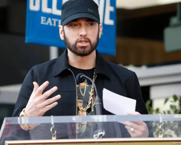 Co to jest Eminem? Poznaj jego życie, karierę i osiągnięcia