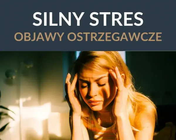 Kobieta zamyka oczy, trzymając się za skronie. Widać wyraźne objawy silnego stresu, takie jak napięcie i ból głowy.