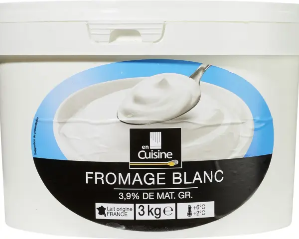 Seau de fromage blanc 3kg, 3,9% de matière grasse. Idéal pour un régime léger et savoureux.