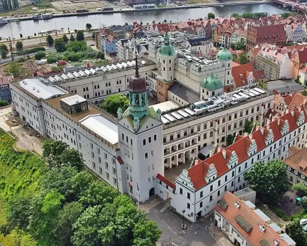 Szczecin: Co zobaczyć? Przewodnik po atrakcjach i planach zwiedzania