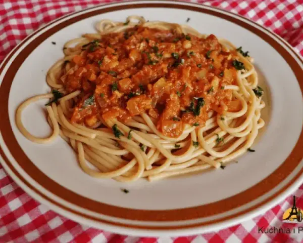 Spaghetti z rybą: Szybkie przepisy, sekrety smaku i rady mistrza!