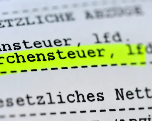 Textauszug mit hervorgehobener Kirchensteuer. Der Austritt aus der Kirche hat steuerliche Folgen, die hier aufgeführt sind.