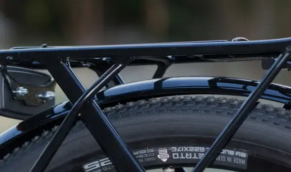 Los mejores porta equipajes para bicicleta: compatibilidad y carga segura