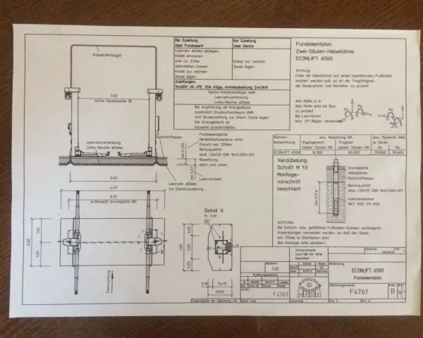 Plan fundamentu pod podnośnik dwukolumnowy ECONLIFT 6500, z wymiarami i detalami montażu.