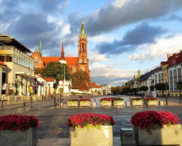 Białystok: Przewodnik po atrakcjach i praktyczne wskazówki