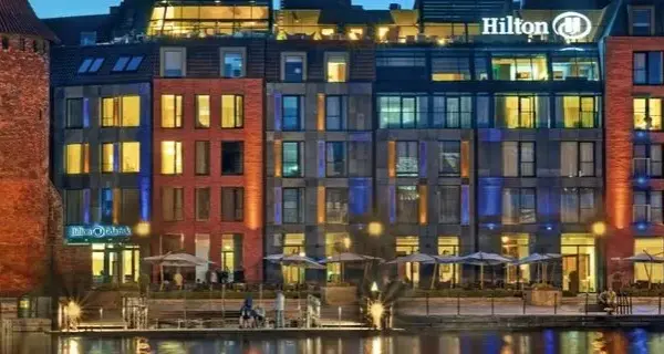 Ile jest hoteli Hilton w Polsce i gdzie je znaleźć? Sprawdź teraz