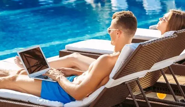 Tester hoteli: 200-1500 zł za audyt? Prawda o zarobkach