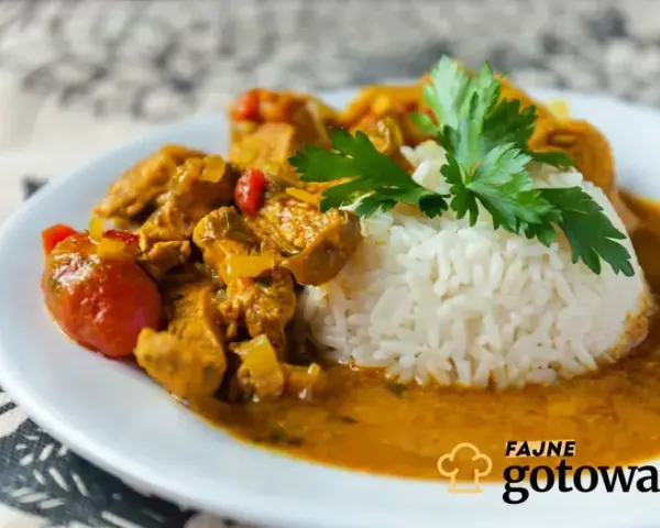 Ile curry do ryżu? Odkryj złote proporcje i uniknij błędów!