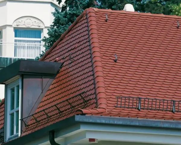Ile dachówki na dach kalkulator - uniknij kosztownych błędów w obliczeniach