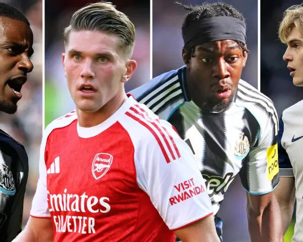 Fyra fotbollsspelare i Premier League: en i Newcastle-tröja, en i Arsenal-tröja, en till i Newcastle-tröja och en i Tottenham-tröja.