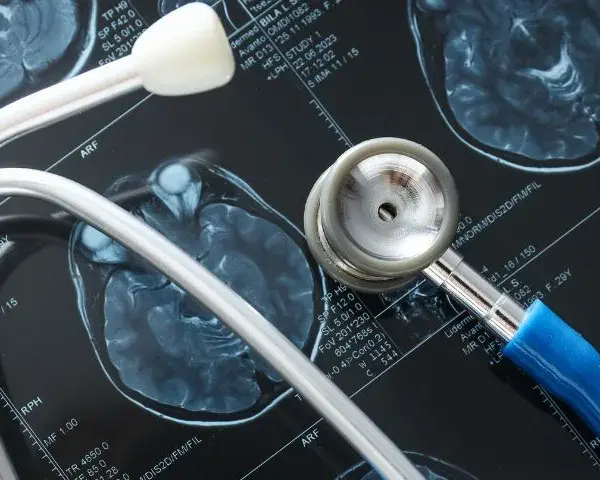 Jakie leki na gruczolaka przysadki skutecznie zmniejszają objawy?