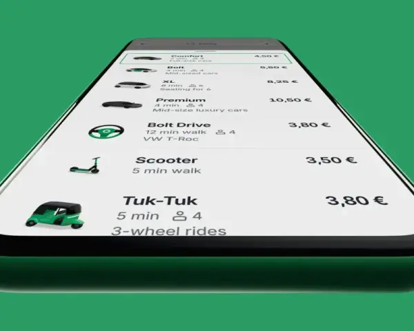 Die Bolt App zeigt verschiedene Fahroptionen: Autos, Roller und Tuk-Tuks. So funktioniert Bolt Taxi.