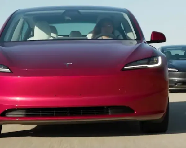Ile kilometrów przejedzie Tesla? Zasięg różnych modeli w praktyce