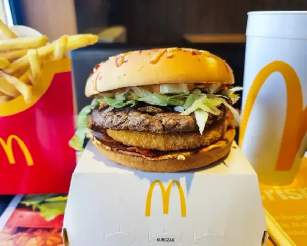 Burger Drwala: Do kiedy w McDonald's? Koniec 1 lutego 2026!