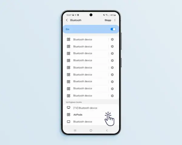 So einfach lassen sich AirPods verbinden: Auf dem Smartphone-Display wird die Bluetooth-Liste angezeigt, und "AirPods" ist zum Koppeln ausgewählt.