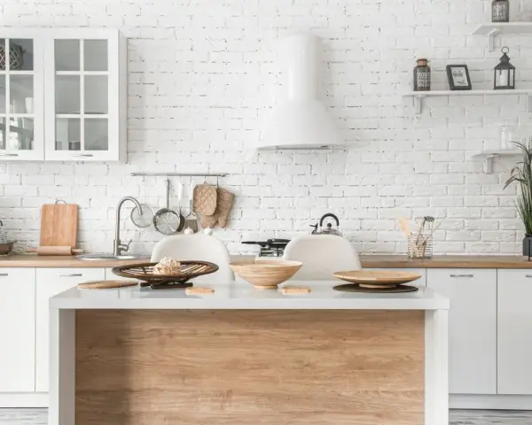 Cocinas pequeñas modernas: optimiza espacio y estilo (2026)