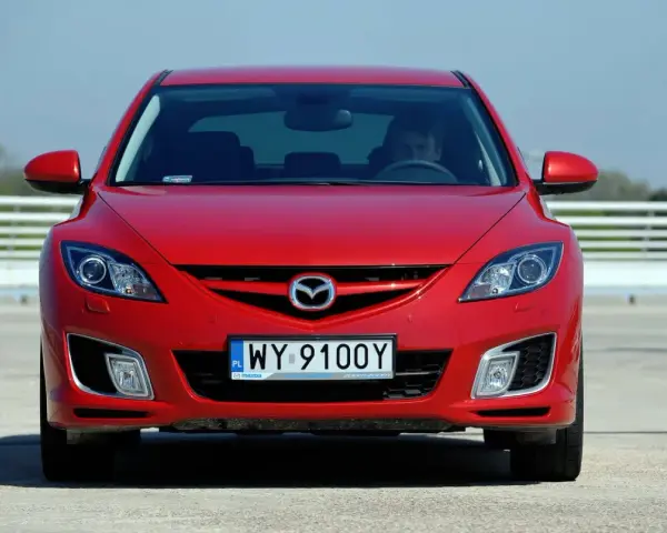 Mazda 6 GH pojemność baku – ile litrów paliwa naprawdę zmieści?