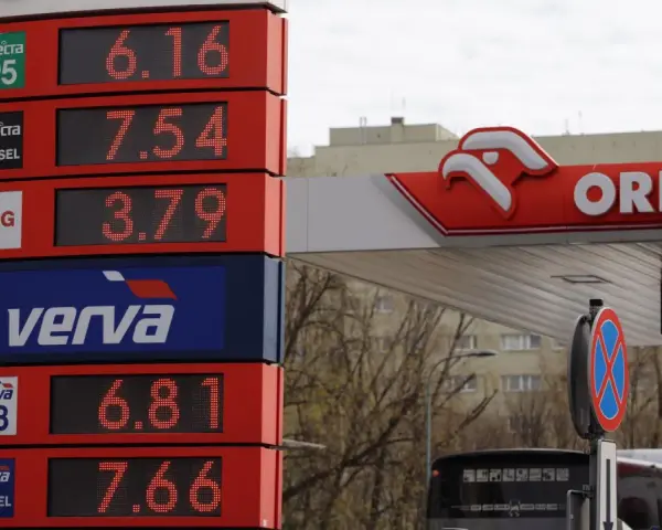 Ceny paliw na Orlenie: Efecta 95 za 6.16, Efecta Diesel za 7.54, LPG za 3.79. Verva Diesel 7.66.