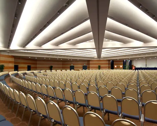 Hotel Ergife Roma: 4 Stelle tra Congressi, Relax e Vicinanza al Centro