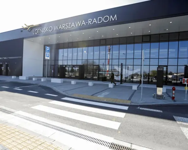 Lotnisko Radom: 850 mln zł. Czy to porażka, czy szansa?