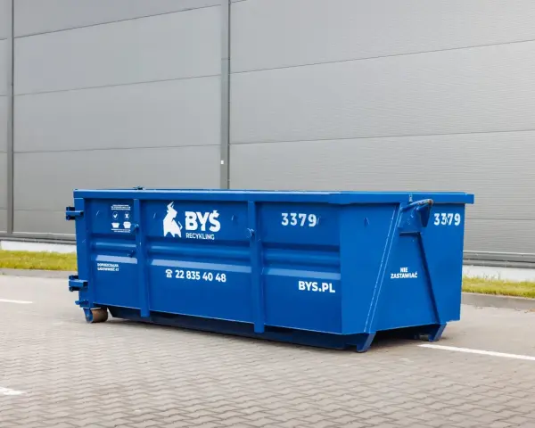 Potrzebujesz kontenera na śmieci? Zadzwoń pod numer 22 835 40 48 lub odwiedź BYS.PL. Duży, niebieski kontener BYŚ RECYKLING czeka na Twoje odpady.