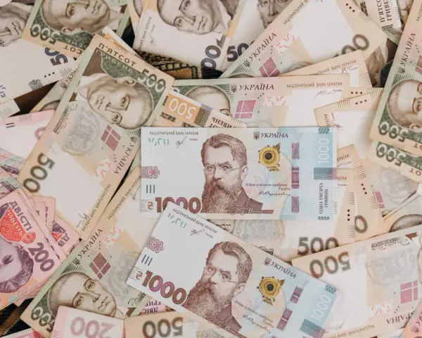Hrywna (UAH): Waluta Ukrainy. Jak płacić i wymieniać korzystnie?