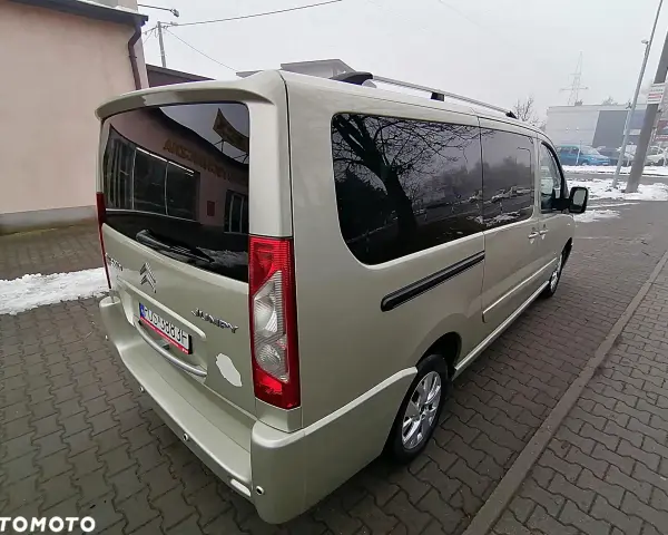 9-osobowy bus: Spalanie od 6,5 l? Oblicz koszty i oszczędzaj!
