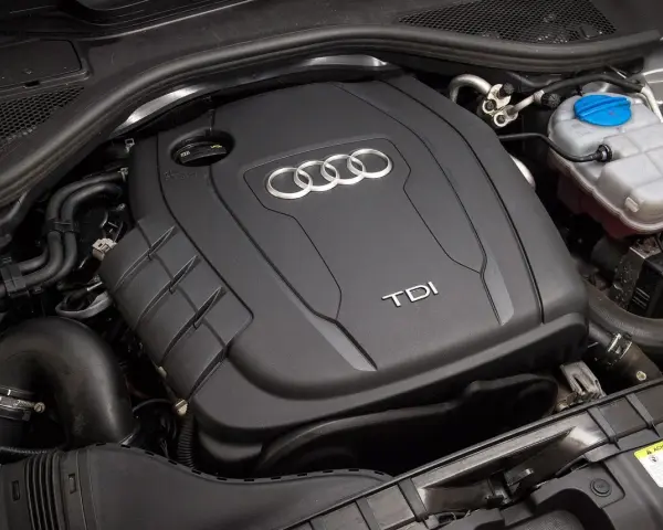 Silnik TDI w Audi A6 C7 2.0 TDI 177KM. Choć ceniony za osiągi, warto znać jego potencjalne wady przed zakupem.