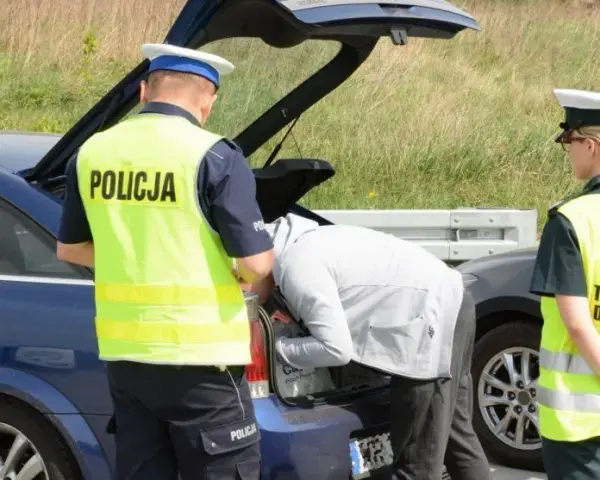 Kiedy policja może zbadać trzeźwość w domu? Poznaj swoje prawa!