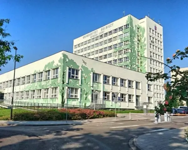 Uniwersytet rolniczy w Krakowie: historia, kierunki i życie studenckie
