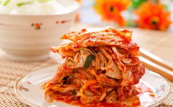 Kimchi: Co to jest? Smak, zdrowie i przepisy.