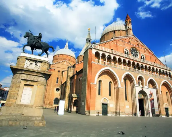 Padova: Attrazioni imperdibili e guida pratica per la tua visita