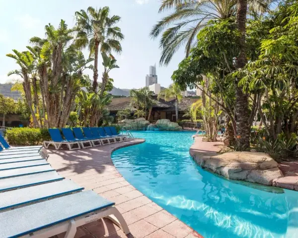 Meliá Benidorm hotel: ubicación ideal, servicios destacados y opiniones