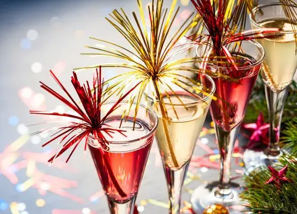 Jaki alkohol najmniej tuczy? Odkryj najzdrowsze opcje na imprezę