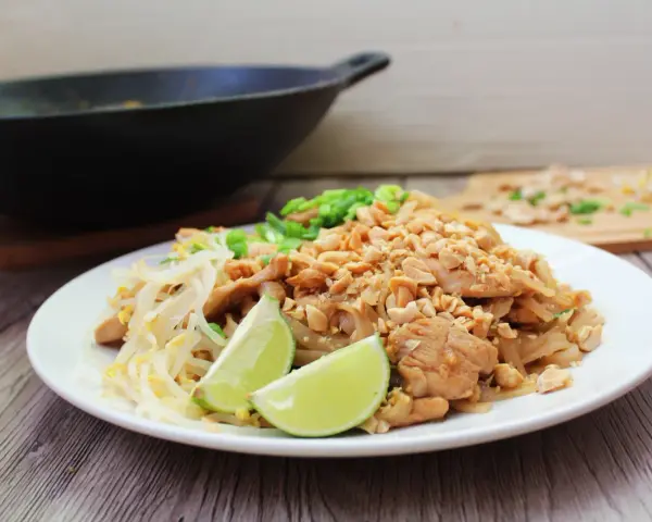 Jaki makaron do pad thai: wybierz najlepszy ryżowy makaron i uniknij błędów