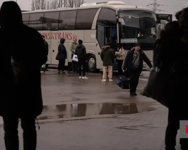 Polski Bus Warszawa: Gdzie się zatrzymuje? Dworzec Zachodni i Młociny