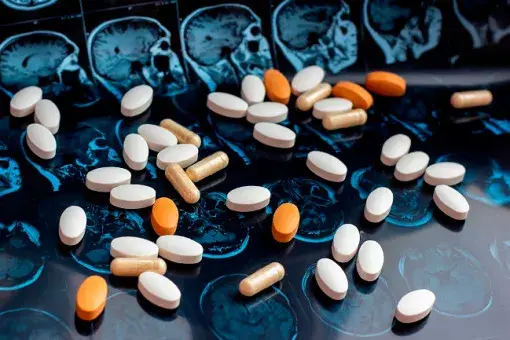 Jakie są najnowsze leki na schizofrenię? Odkryj przełomowe terapie