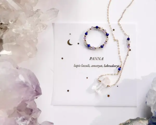 Biżuteria z lapis lazuli, ametystu i labradorytu. Idealna dla Panny, podkreślająca jej charakterystykę.