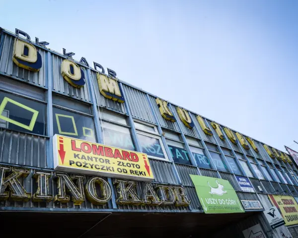 Czy zeby sprzedac cos w lombardzie trzeba miec 18 lat? Oto prawda