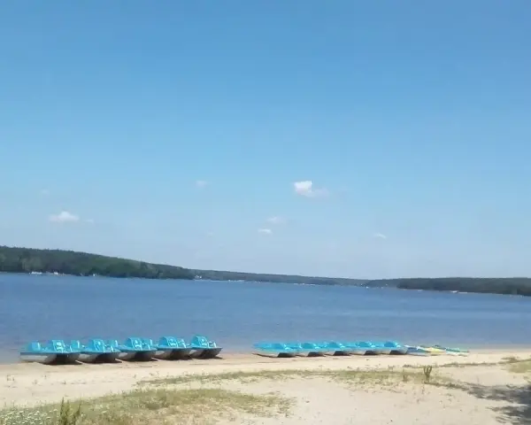 Jezioro Chańcza: Twój przewodnik po perle Świętokrzyskiego