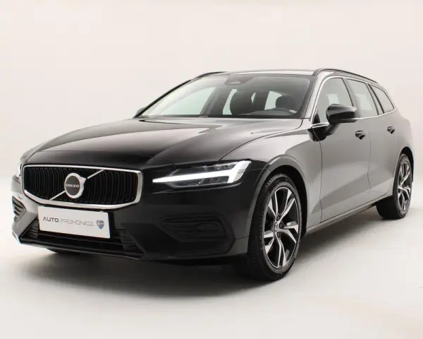 Czarny Volvo V60. Zastanawiasz się, jaki silnik wybrać do tego stylowego kombi?