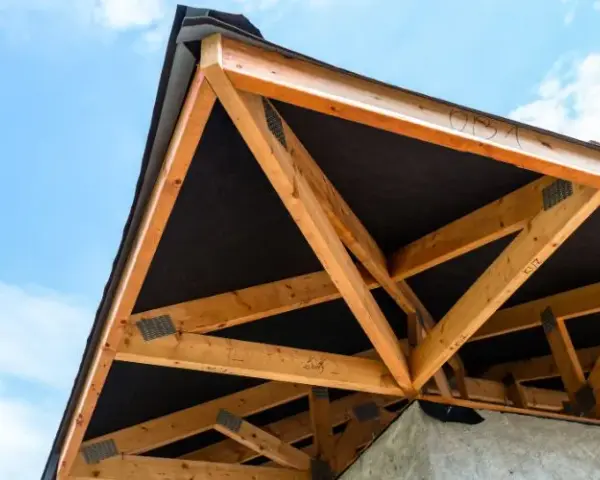 Ile łat i kontrłat na dach 200m2 - uniknij kosztownych błędów