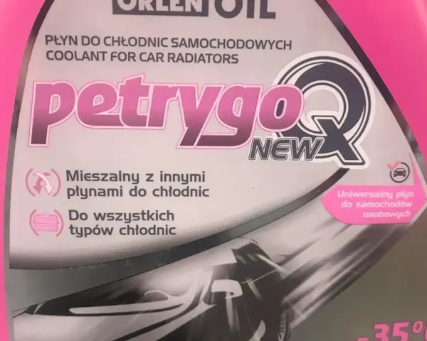 Płyn do chłodnic Petrygo Q NEW, uniwersalny, mieszalny z innymi płynami. Idealny do wszystkich typów chłodnic, zapewni ochronę do -35°C.