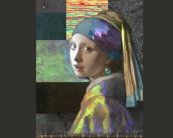 La jeune fille à la perle, revisitée avec des collages abstraits aux couleurs vives et texturées, pose avec son regard mystérieux.